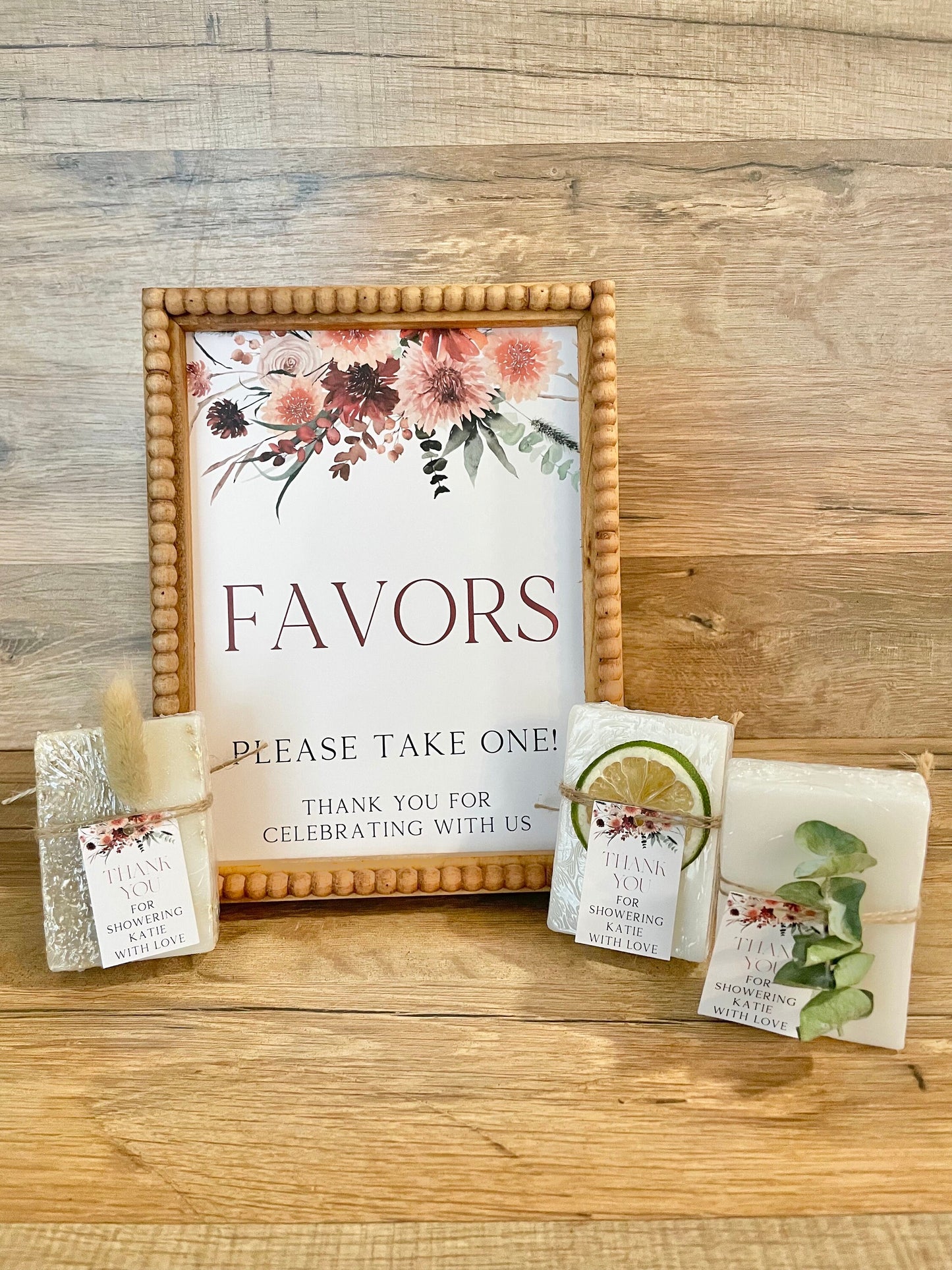 Personalized Wedding Favors for Guests in Bulk