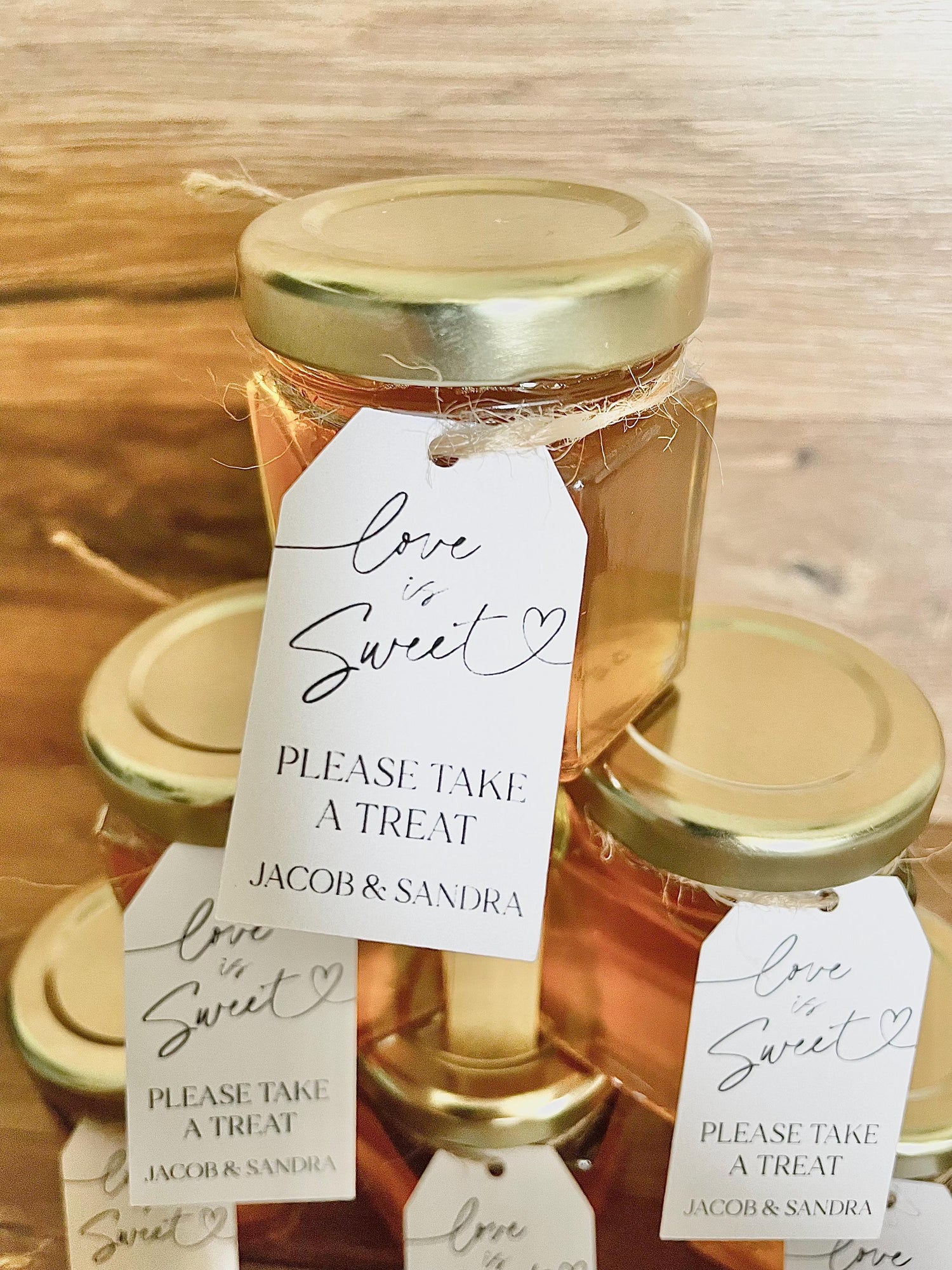 personalized honey jar wedding favors